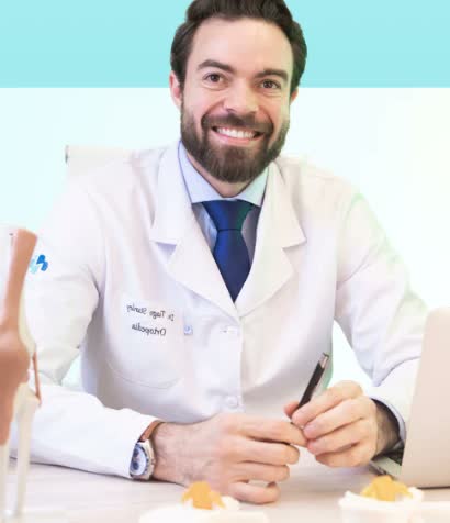 Dr. Tiago Stanley